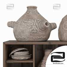 Dishes old history clay pattern n2 / A rack of old dishes with a clay pattern