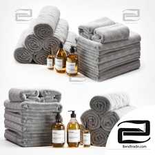 Bathroom decor Towers 82