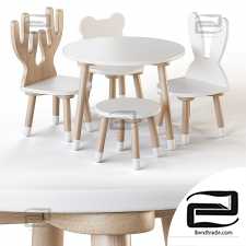 Smile Artwood Children's table and Chair