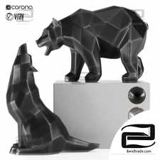 Sculptures of wolf and bear