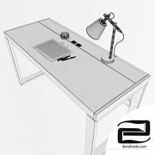 Quanto Desk