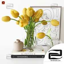 Decorative set with yellow tulips