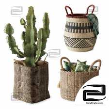 Set of wicker baskets 32