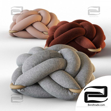 Pillow with knot