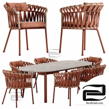 Varaschin Emma Cross table and chairs